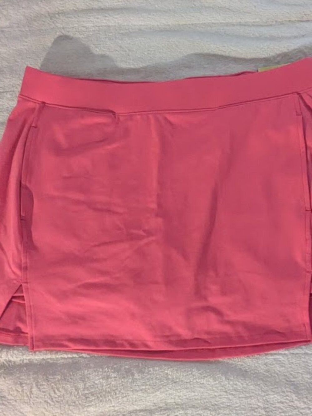 Target ALL IN MOTION L Red High-Rise Knit Skort